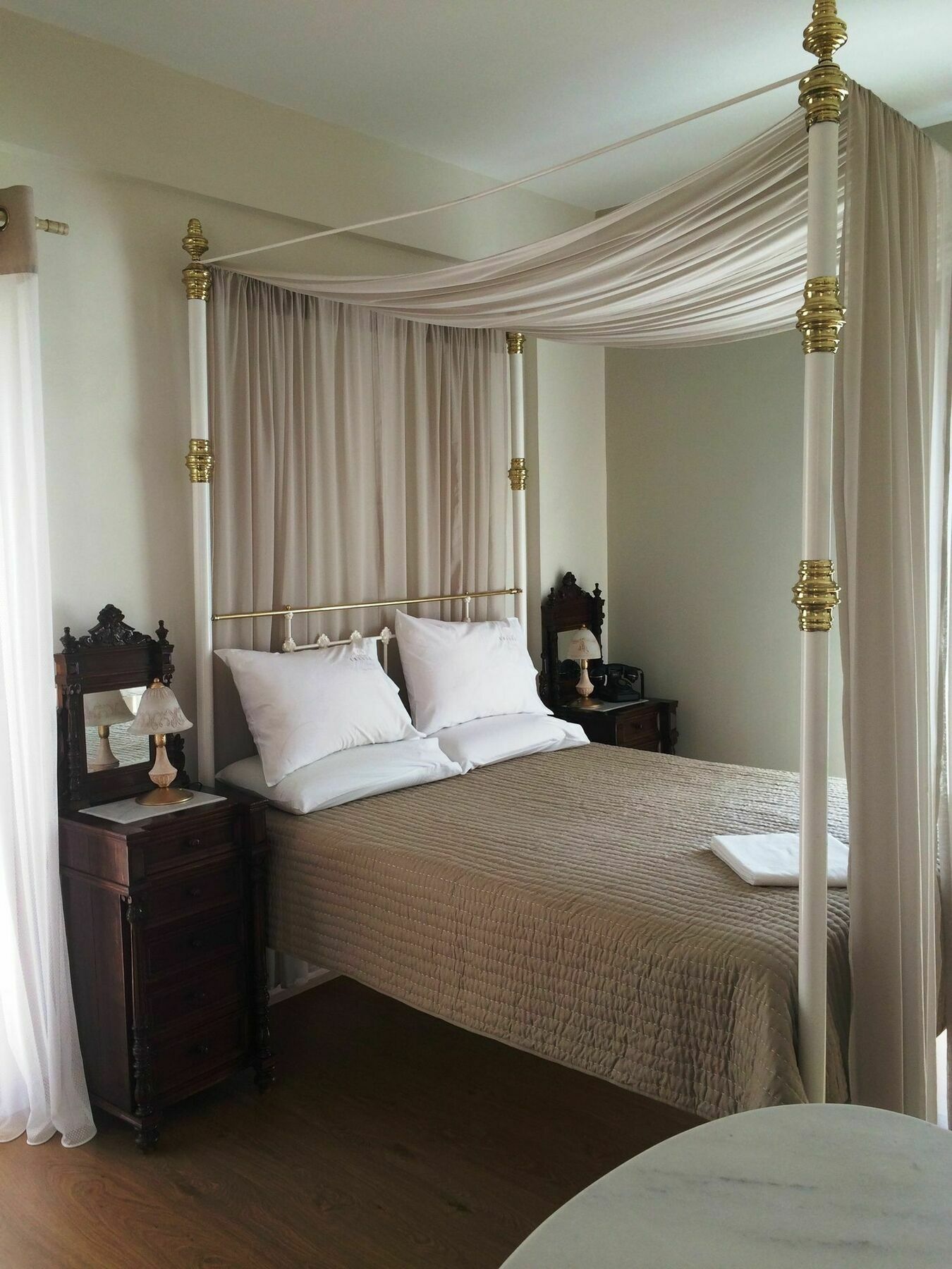 Emilia Luxury Apartments Мегас-Ялос-Нитес Экстерьер фото